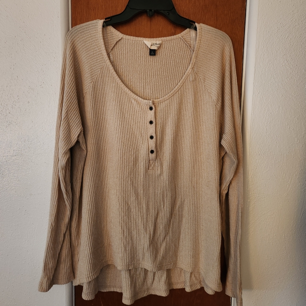 Ladies top